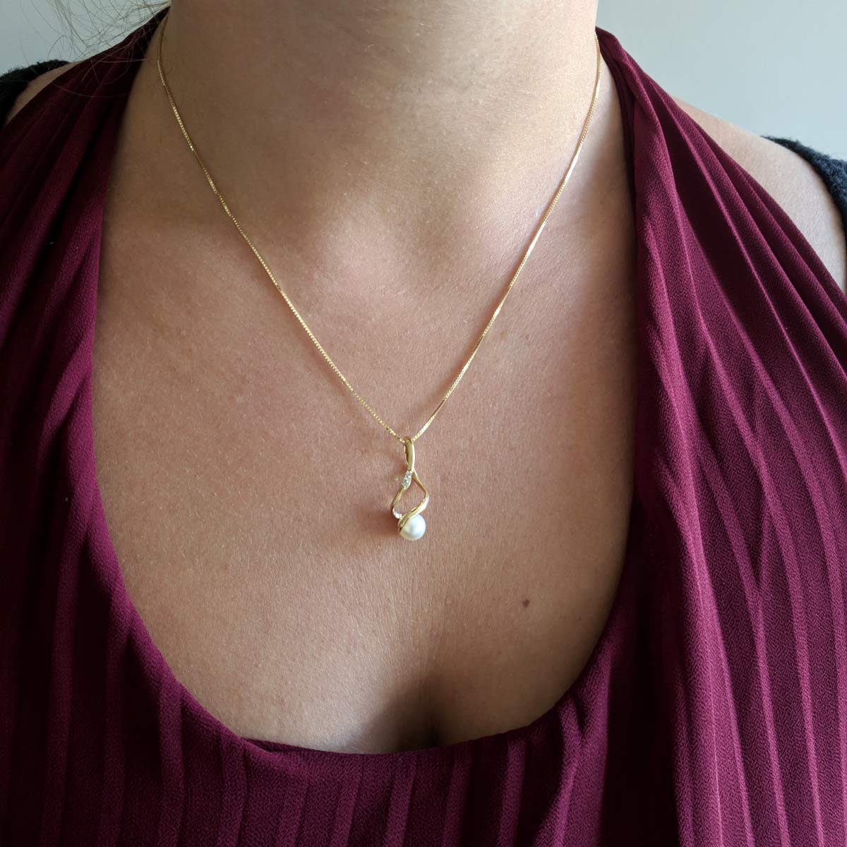 Collier 585 Gelbgold 1 Süßwasserperle 3 Diamanten